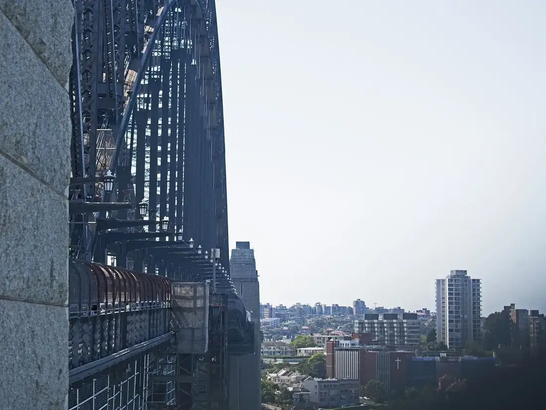Sydney Harbour Bridge seen from the harbour foreshore