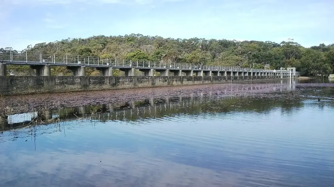 Reservoir edge on the route